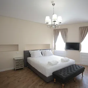 suites-guest-house.hotels-lisbon-portugal.com/