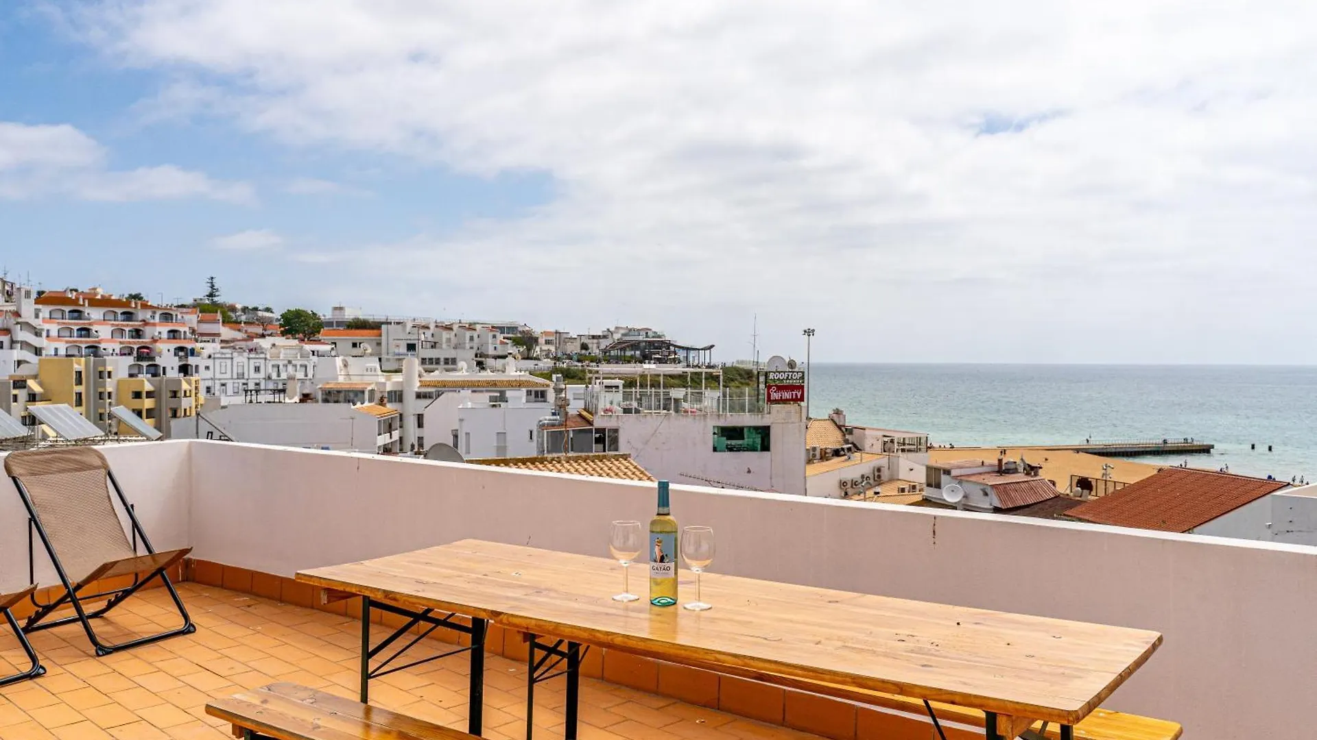 Sandy Bottoms Hostel Albufeira Portugal